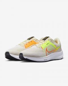 Кросівки бігові Nike Pegasus 40 DV3853-101