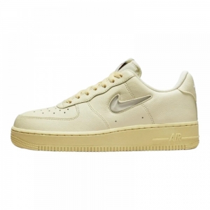 Кросівки Nike Air Force 1 07 Lx