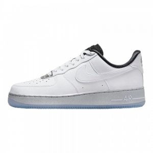 Кросівки Nike WMNS AIR FORCE 1 07 SE