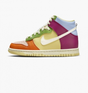 Кросівки Nike Dunk High Next Nature International Day of the Girl (GS)