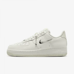 Кросівки Nike W Air Force 1 07 Nn Se Beige FN8540-100 40