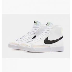 Кросівки Nike Blazer Mid 77 Grade School Lifestyle Shoes White DA4086-109 39