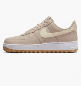 Кросівки Nike WMNS AIR FORCE 1 07