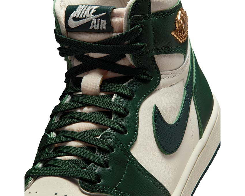 Женские кроссовки Air Jordan 1 Retro FD2596-101_image_3