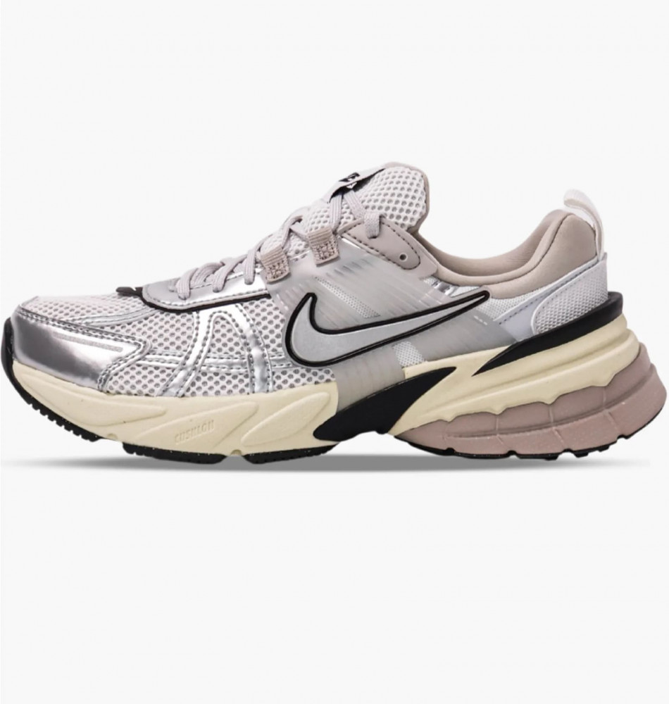 Чоловічі кросівки Nike V2K Run FD0736-001 FD0736-100_image_17