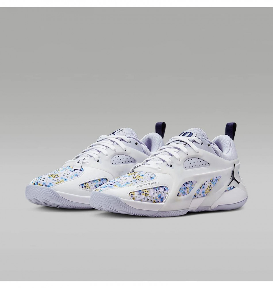 Кроссовки женские Air Jordan Heir FZ2471-004_image_8