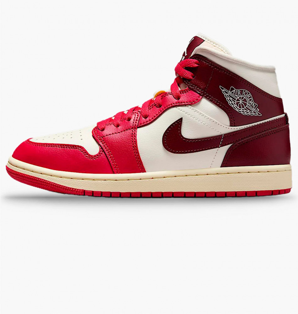 Женские кроссовки Nike Air Jordan 1 Mid Triple BQ6472-119_image_3