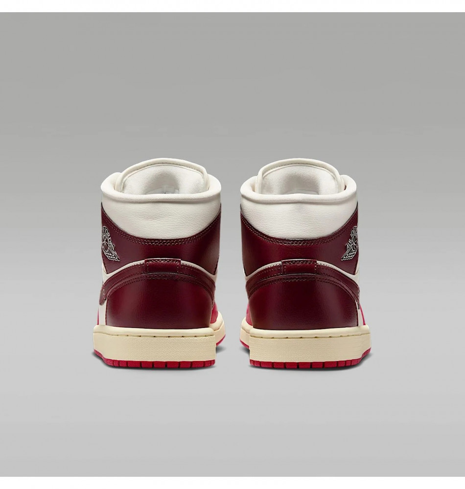 Женские кроссовки Nike Air Jordan 1 Mid Triple BQ6472-119_image_7