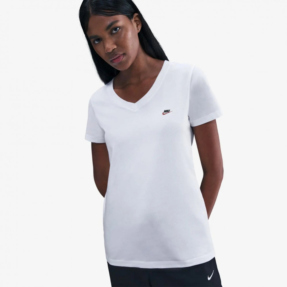 Женская футболка Nike Sportswear DZ4682-100
