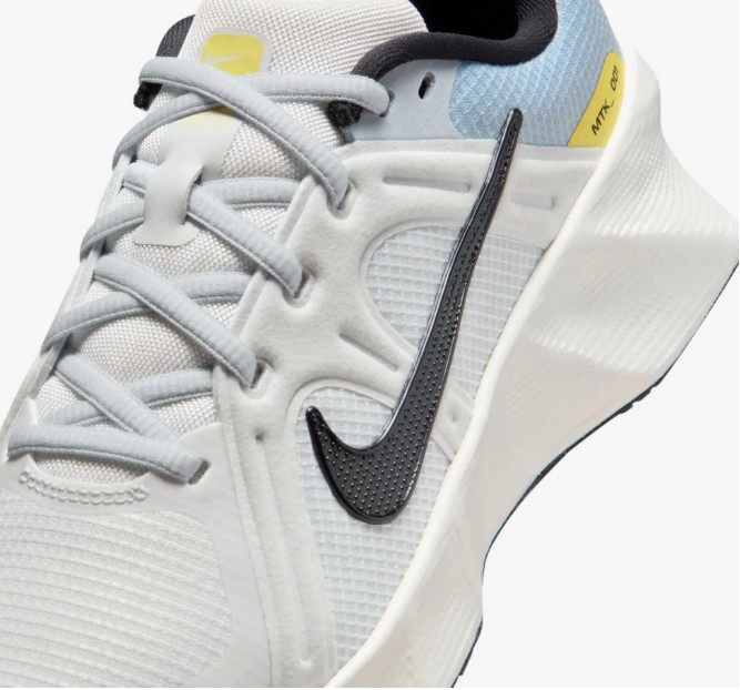 Женские кроссовки Nike W Metro Tek HQ2312-102_image_7