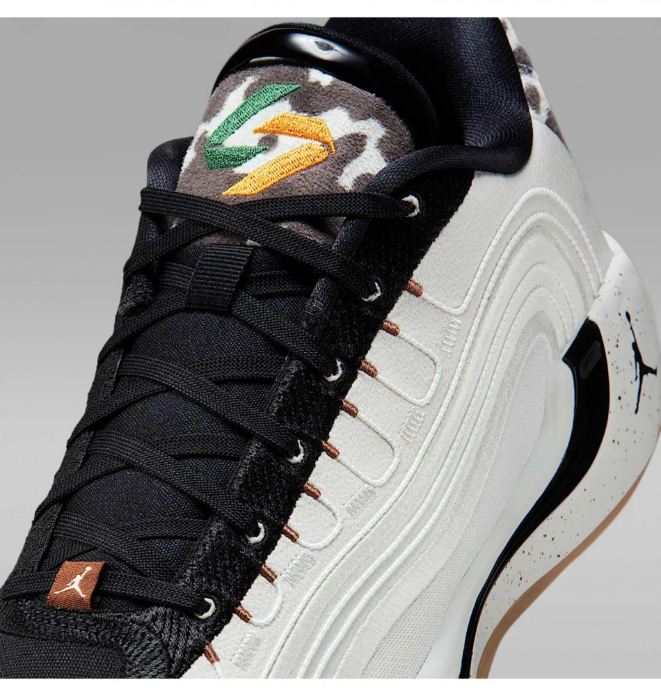 Кросівки чоловічі Air Jordan Luka 4 Gone Ranching IB7903-100_image_7