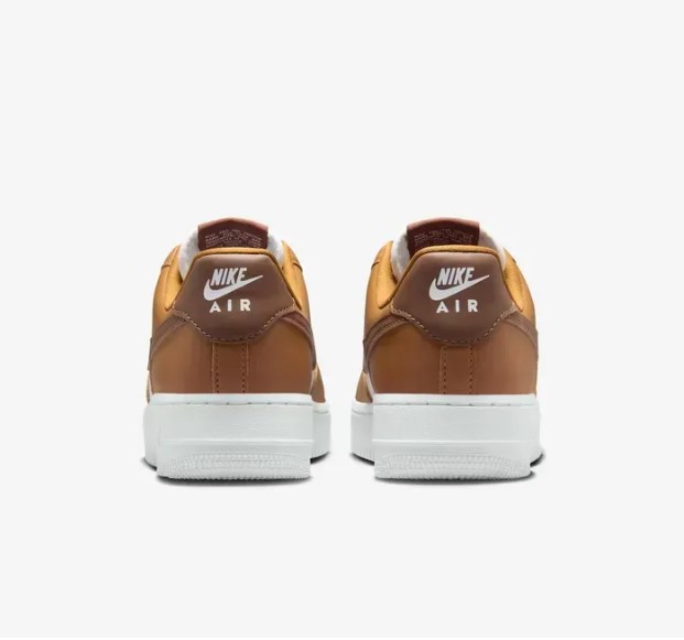 Кроссовки женские Nike Air Force 1 07 IM6364-200_image_8