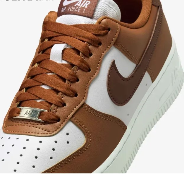 Кроссовки женские Nike Air Force 1 07 IM6364-200_image_7