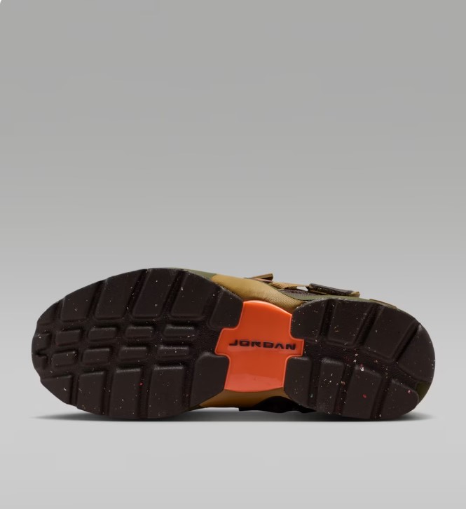 Женские кроссовки Jordan Trunner LX IO4190-300_image_6