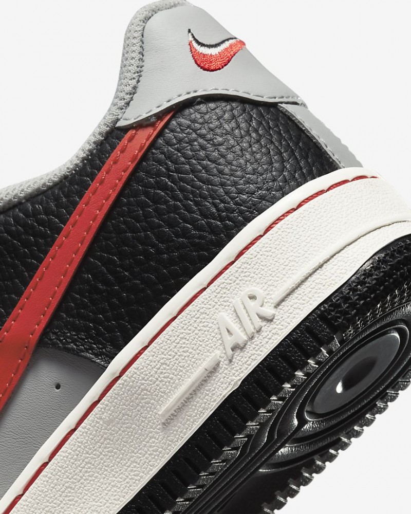 Кросівки Nike Air Force 1 Lv8 Emb (Gs) Black DJ9993-001_image_3