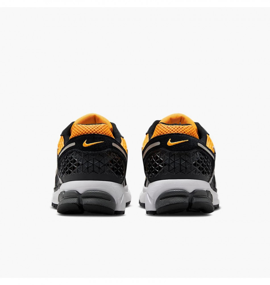 Кросівки чоловічі Nike Zoom Vomero 5 IF6211-700_image_9