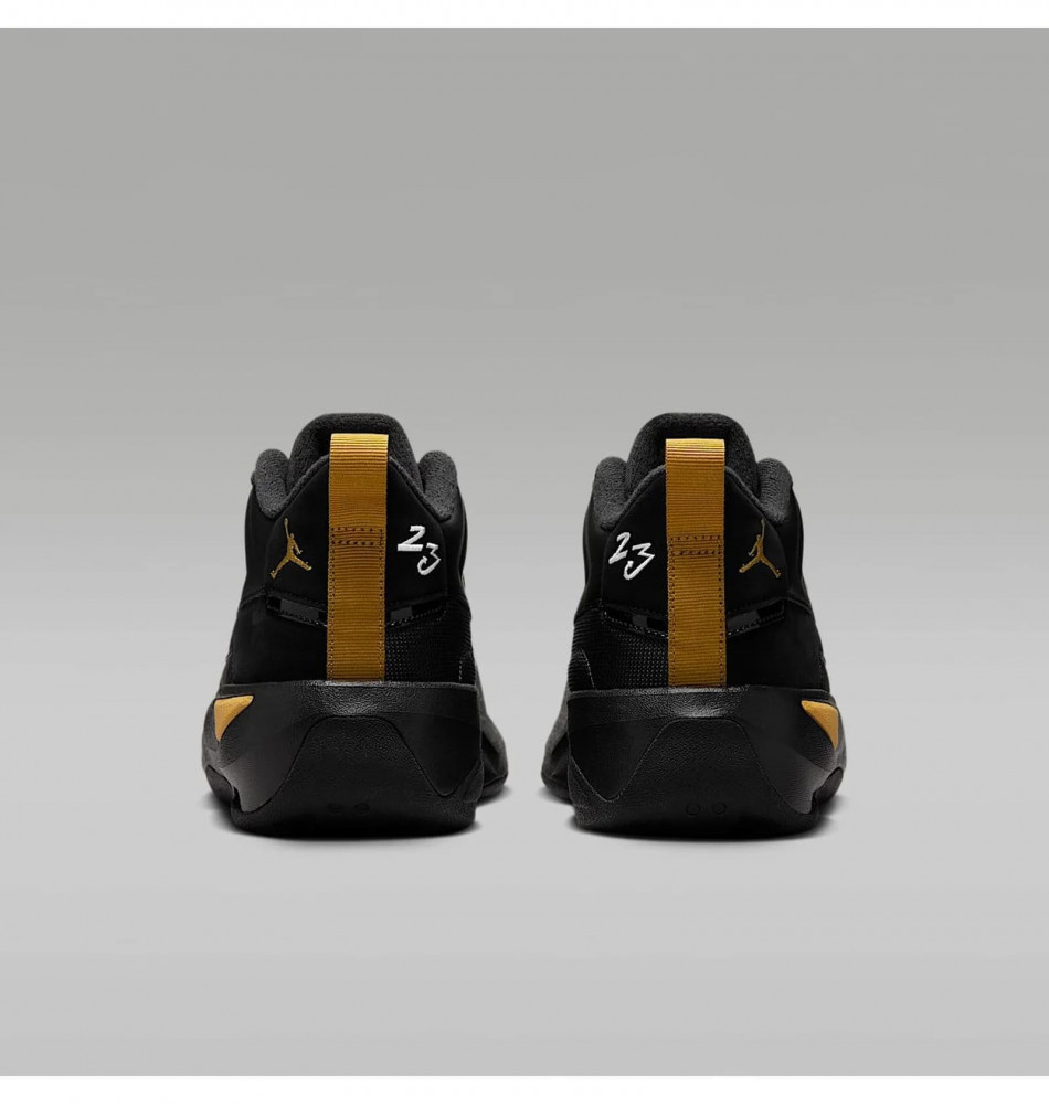 Мужские кроссовки Jordan Max Aura 7 HQ2091-007_image_5