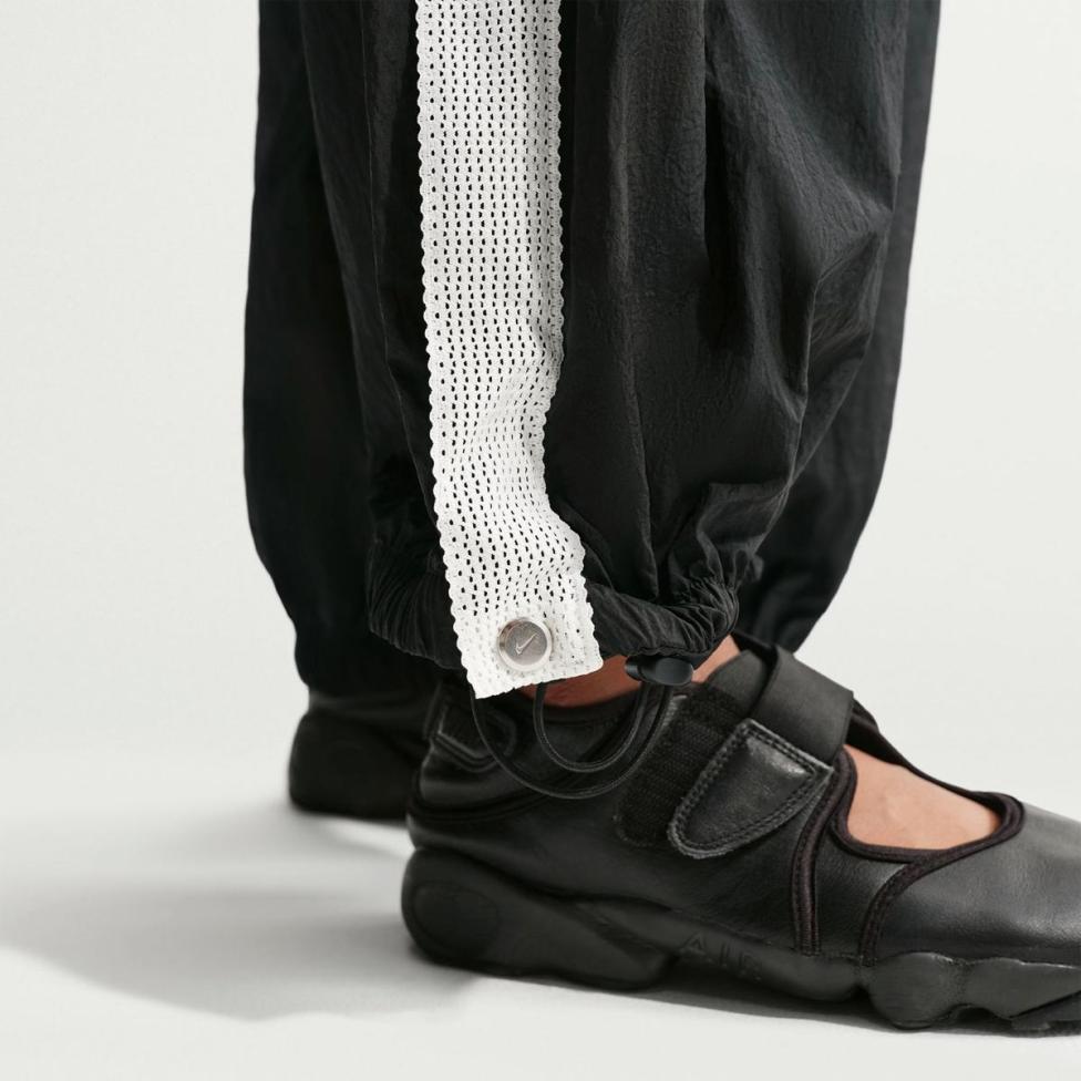 Жіночі брюки NIKE W NK BALLOON TRACK PANT IM8167-010_image_4