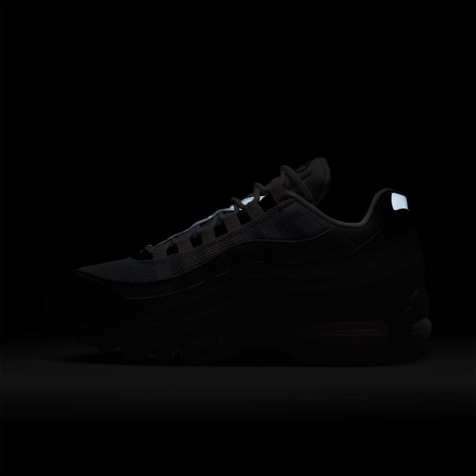 Жіночі кросівки NIKE W AIR MAX 95 BIG BUBBLE HJ5996-001_image_11
