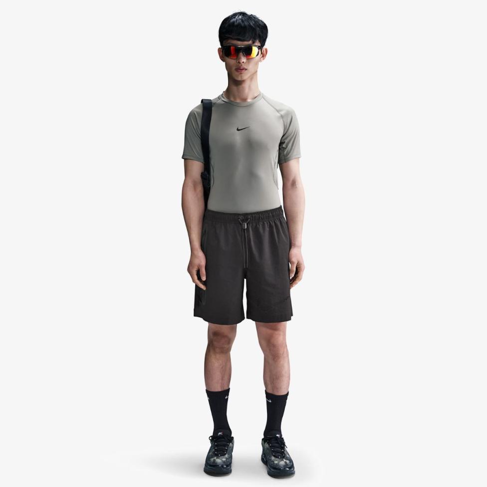 Мужские шорты NIKE M NK TECH GX WOVEN SHORT HJ0679-010_image_4