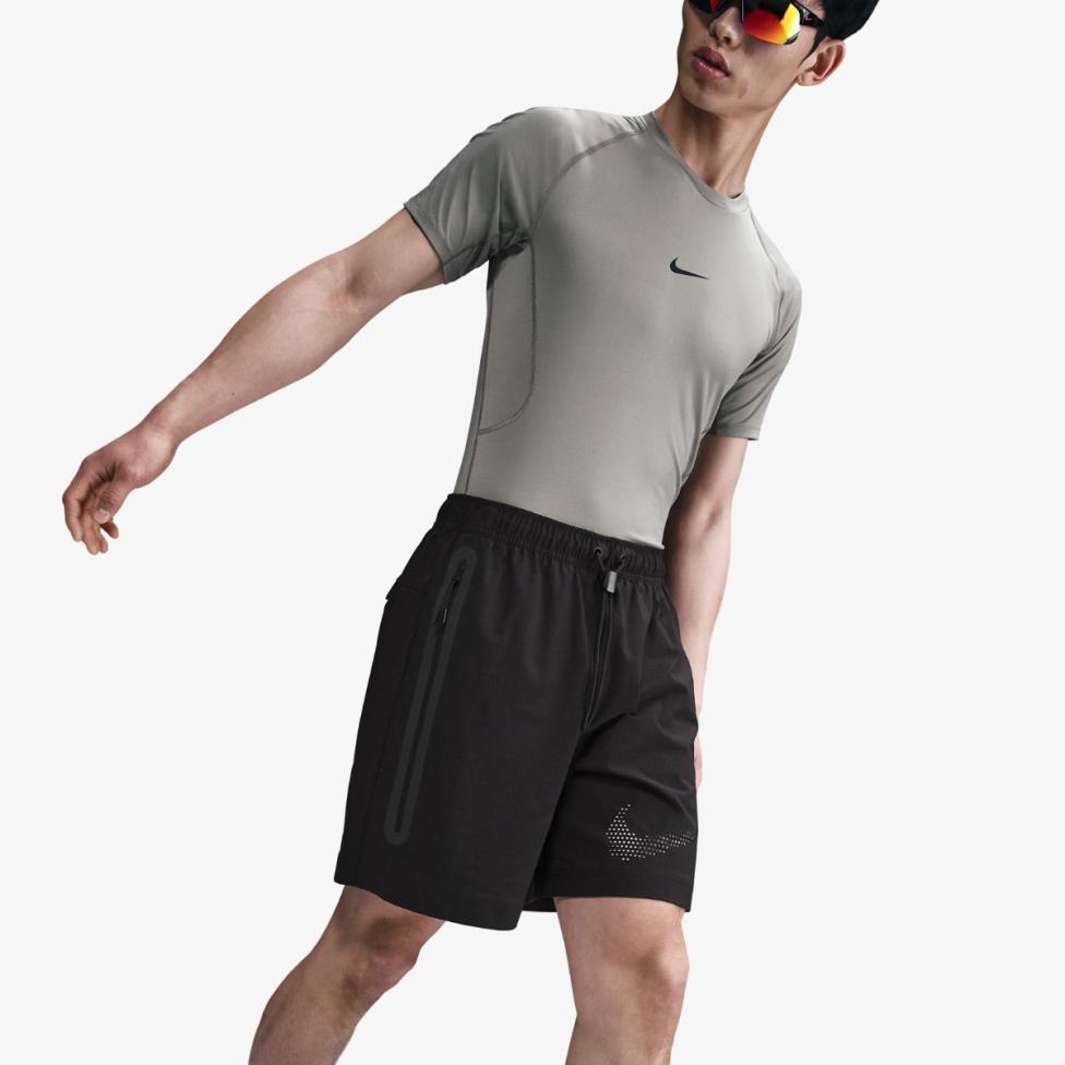 Мужские шорты NIKE M NK TECH GX WOVEN SHORT HJ0679-010_image_5