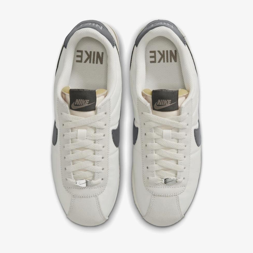 Женские кроссовки NIKE WMNS CORTEZ IU7556-030_image_4