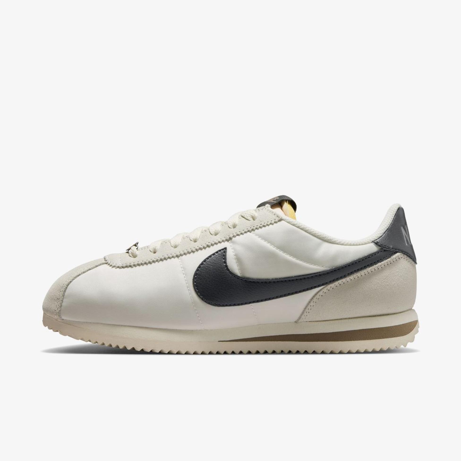 Жіночі кросівки NIKE WMNS CORTEZ IU7556-030_image_61