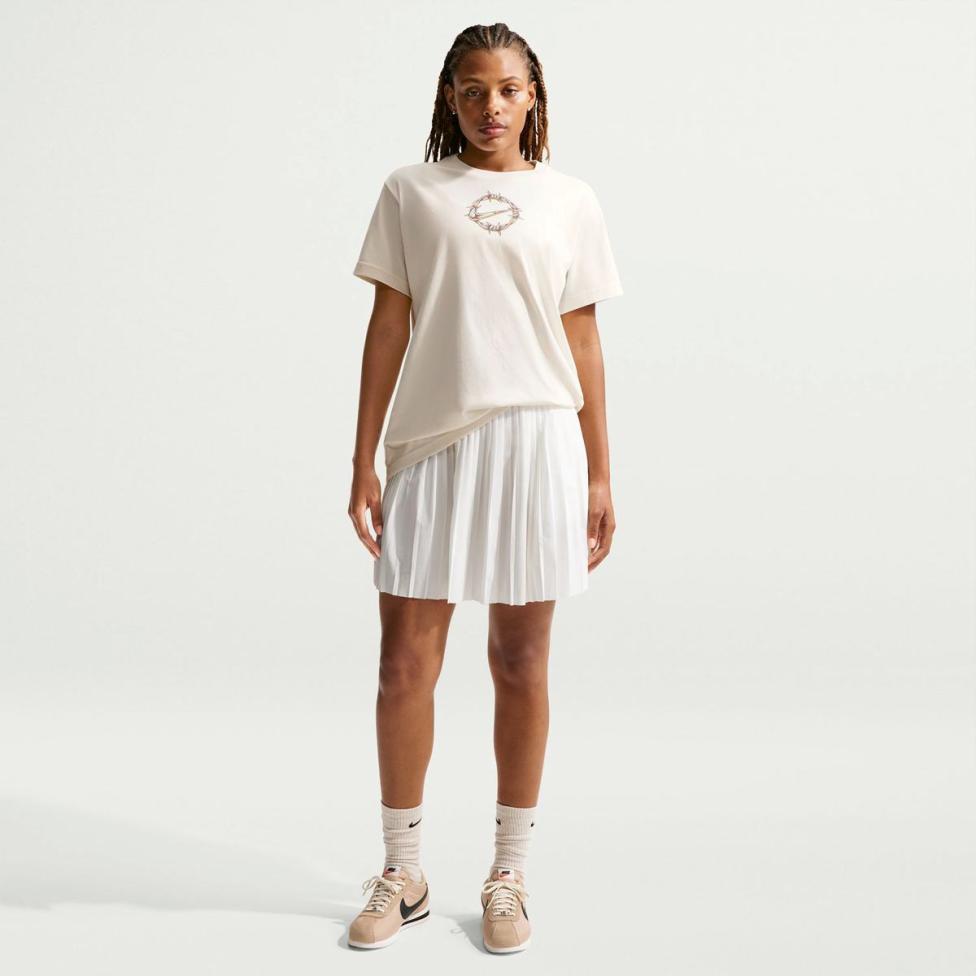 Женская футболка NIKE SPORTSWEAR CLUB CLASSIC IH7702-103_image_4