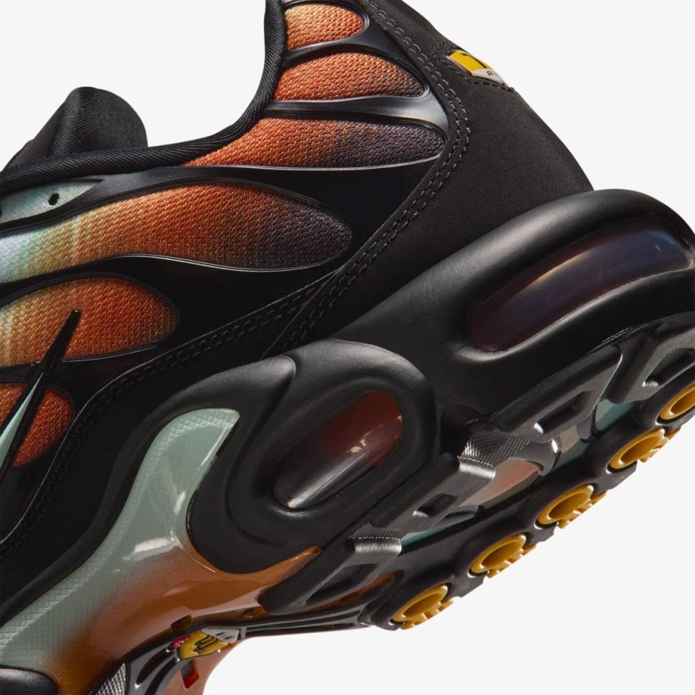 Мужские кроссовки NIKE AIR MAX PLUS OG PRM IQ0168-900_image_8
