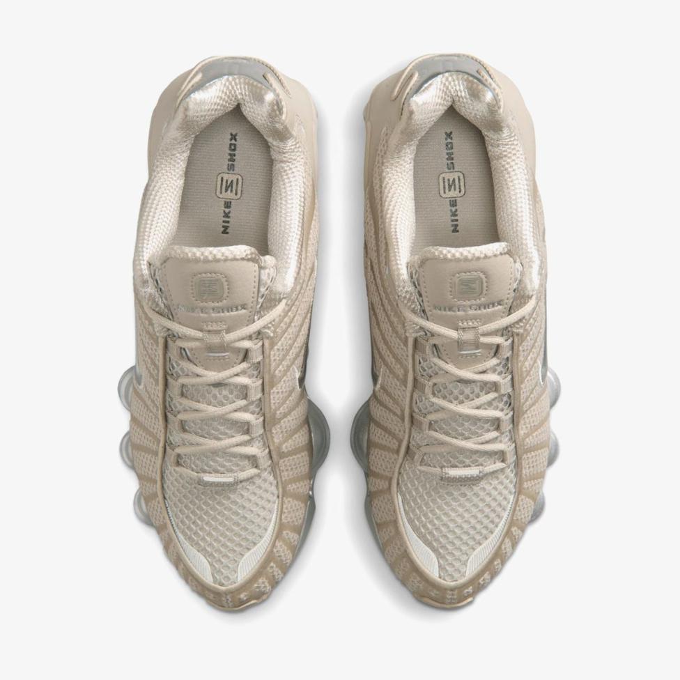 Жіночі кросівки NIKE W SHOX TL IH2559-200_image_4