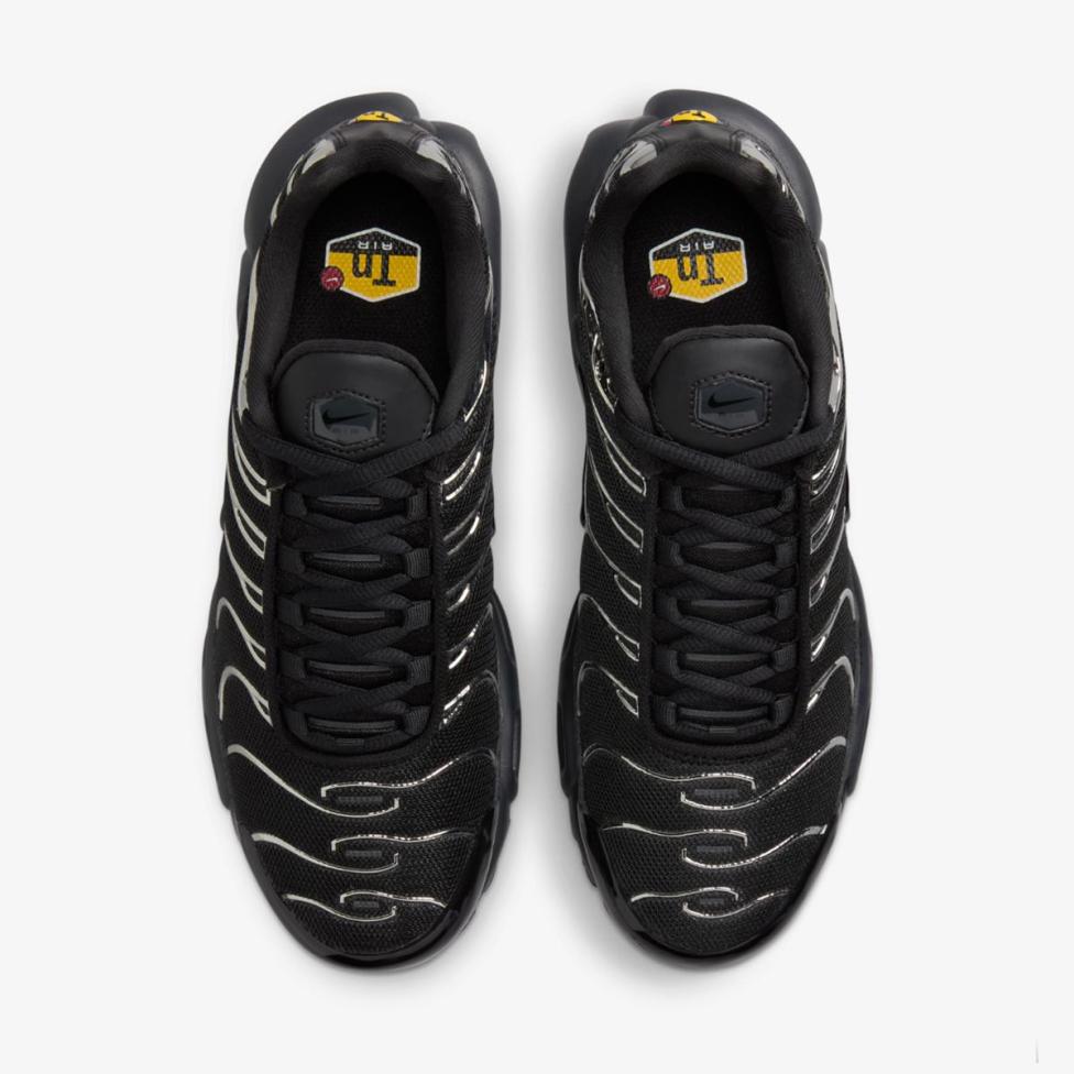 Жіночі кросівки NIKE W AIR MAX PLUS SE HJ9743-001_image_4