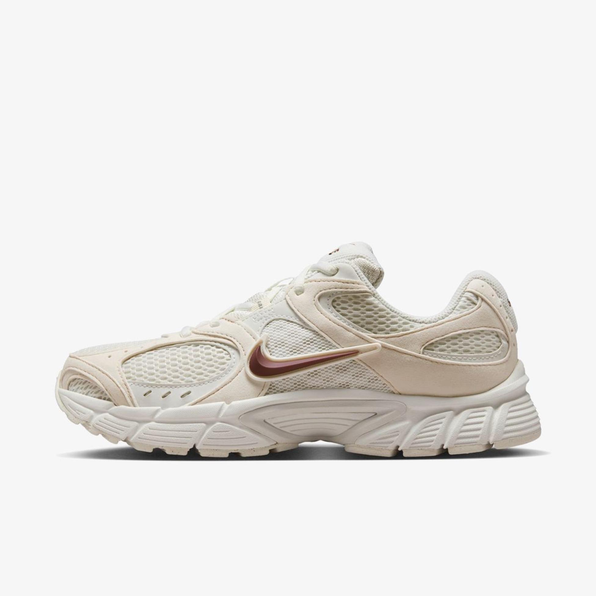 Жіночі кросівки NIKE W V5 RNR S IQ7577-121_image_62