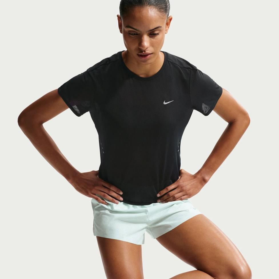 Жіноча футболка NIKE W NK SWFT NVLT BRTHE SS TOP IF1680-010_image_3