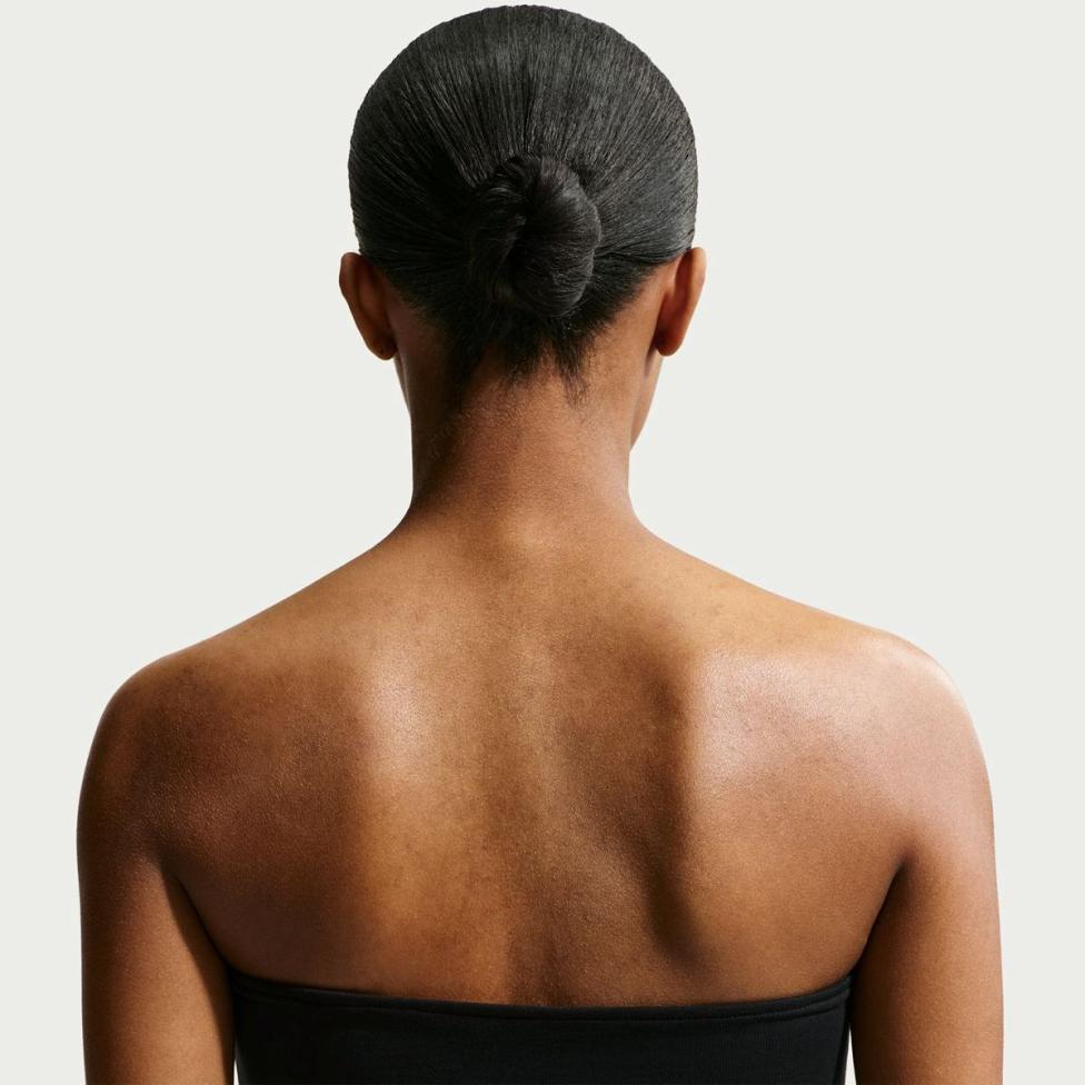 Женская бра NIKE W NSW TUBE TOP IR1643-010