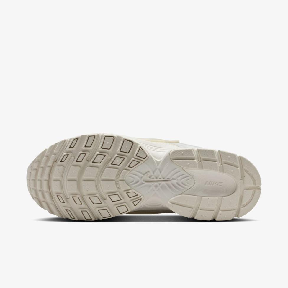 Жіночі кросівки NIKE W V5 RNR IQ0276-030_image_8