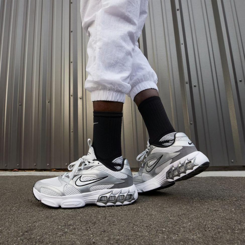 Женские кроссовки NIKE W ZOOM AIR FIRE DR7852-001_image_10