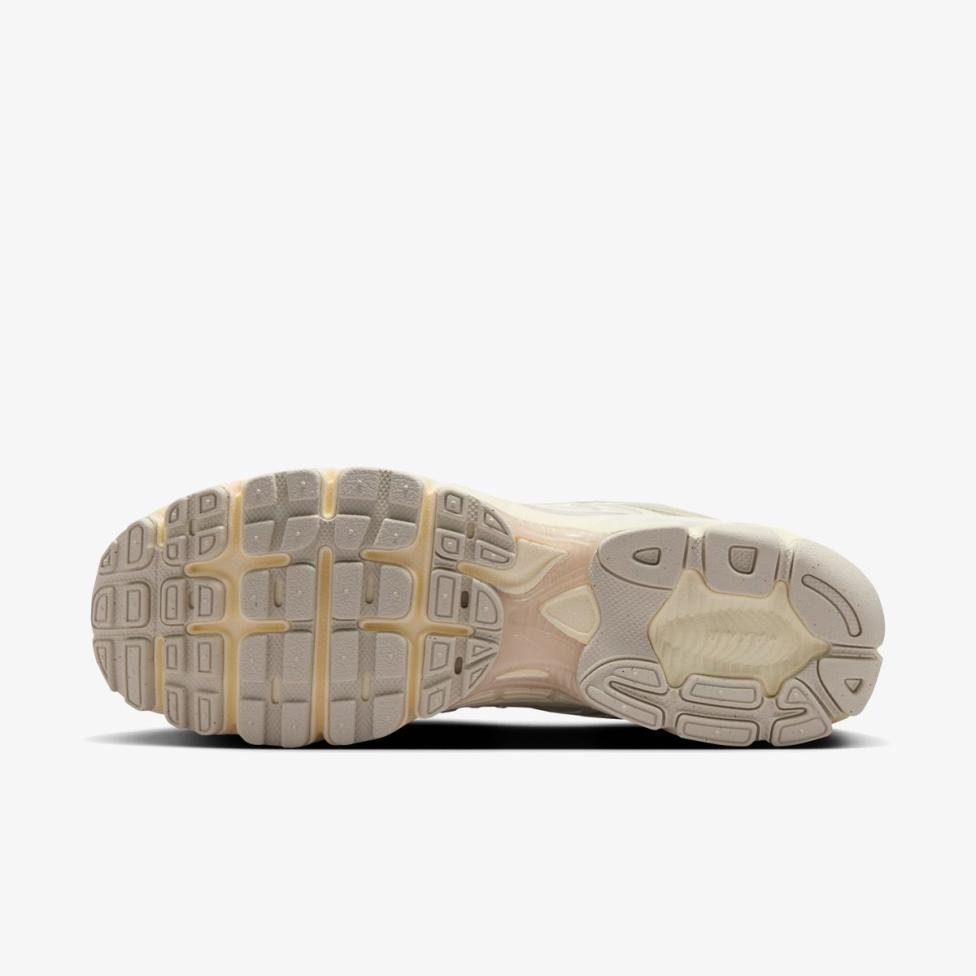 Женские кроссовки NIKE WMNS AIR MAX MOTO 2K SE PHANTOM / PALE IVORY IO4862-100_image_13