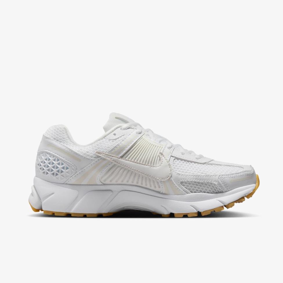 Женские кроссовки NIKE W ZOOM VOMERO 5 FJ2028-104_image_3
