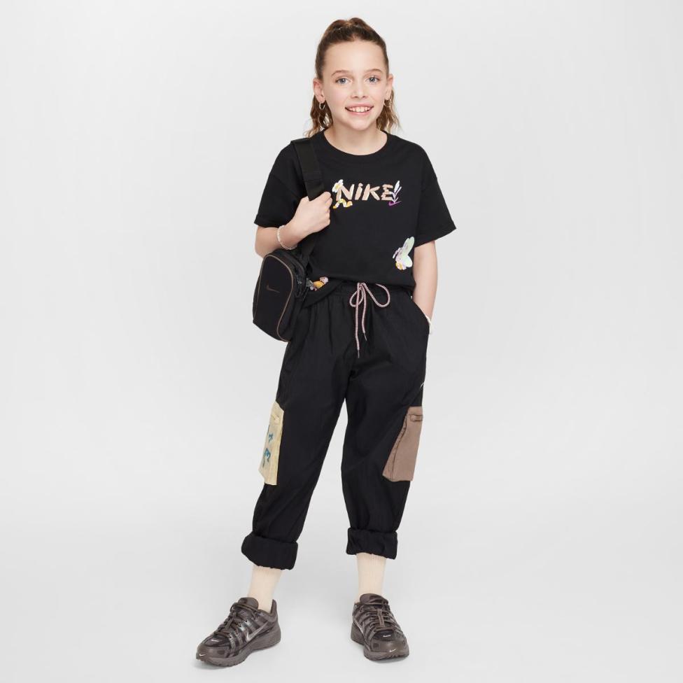 Детская футболка NIKE G NSW TEE SEASONAL STORY HQ2334-010_image_8