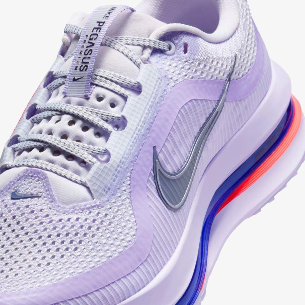 Женские кроссовки NIKE W PEGASUS PREMIUM HQ2593-500_image_7