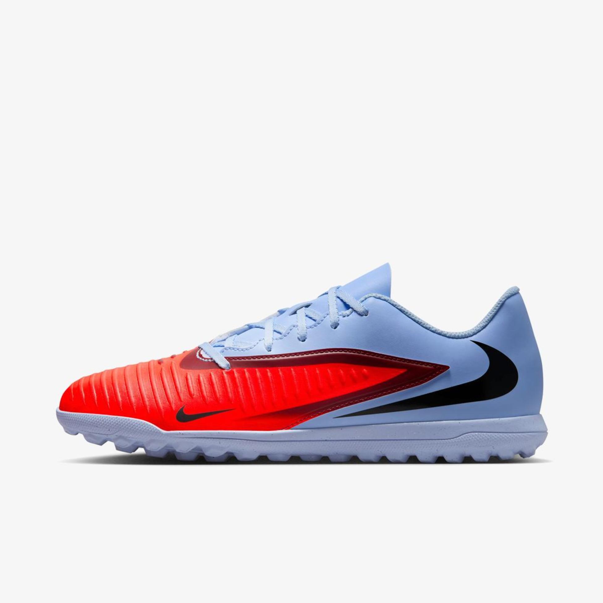 Мужские бутсы NIKE PHANTOM 6 LOW CLUB TF HQ2324-400