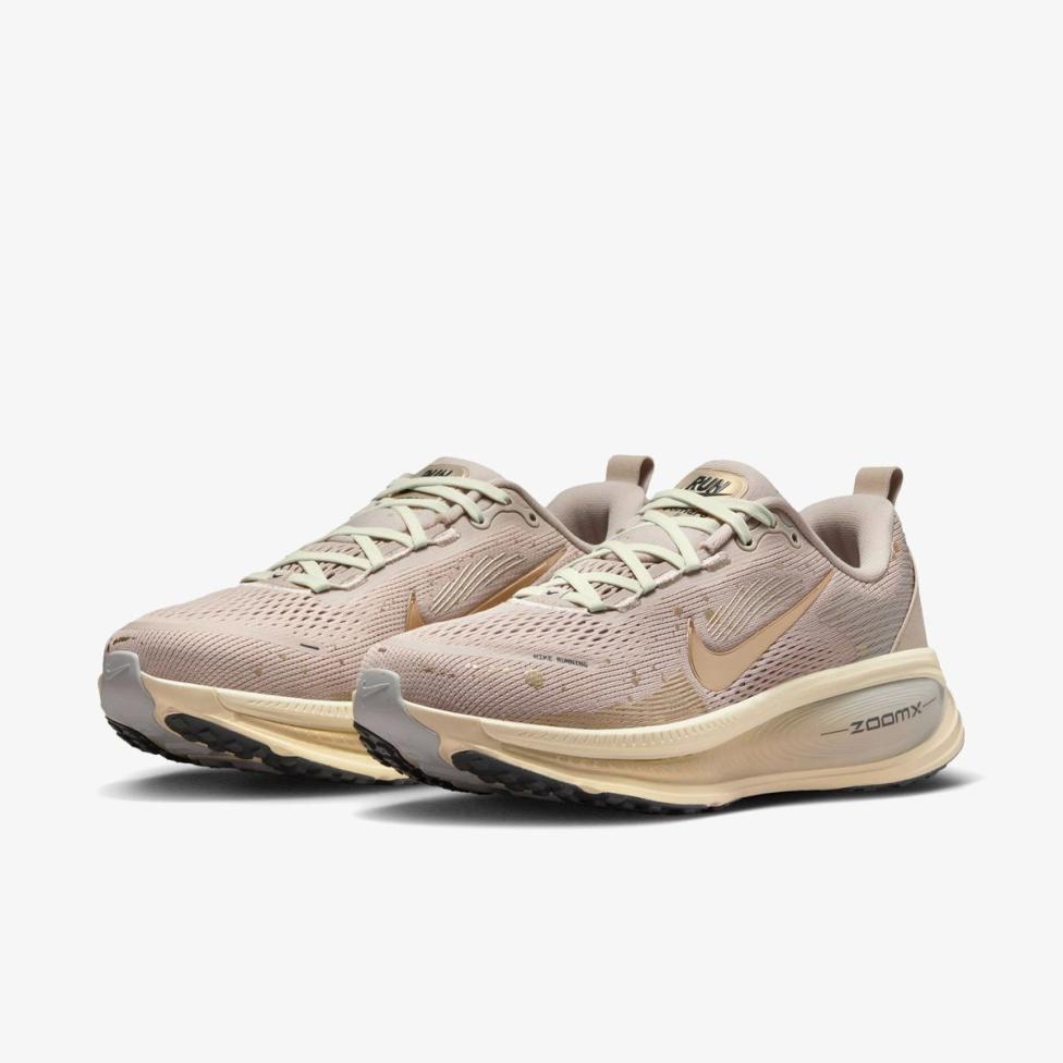 Жіночі кросівки NIKE W VOMERO 18 SE IF4463-200_image_4