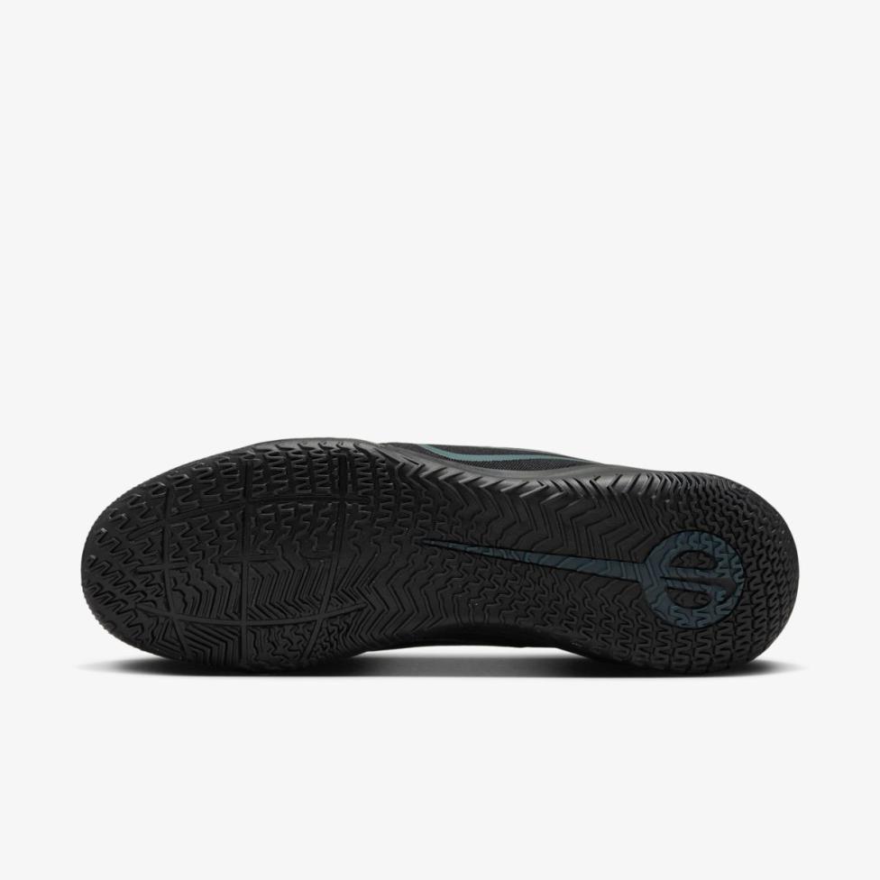 Мужские бутсы NIKE LEGEND 10 CLUB IC DV4343-002