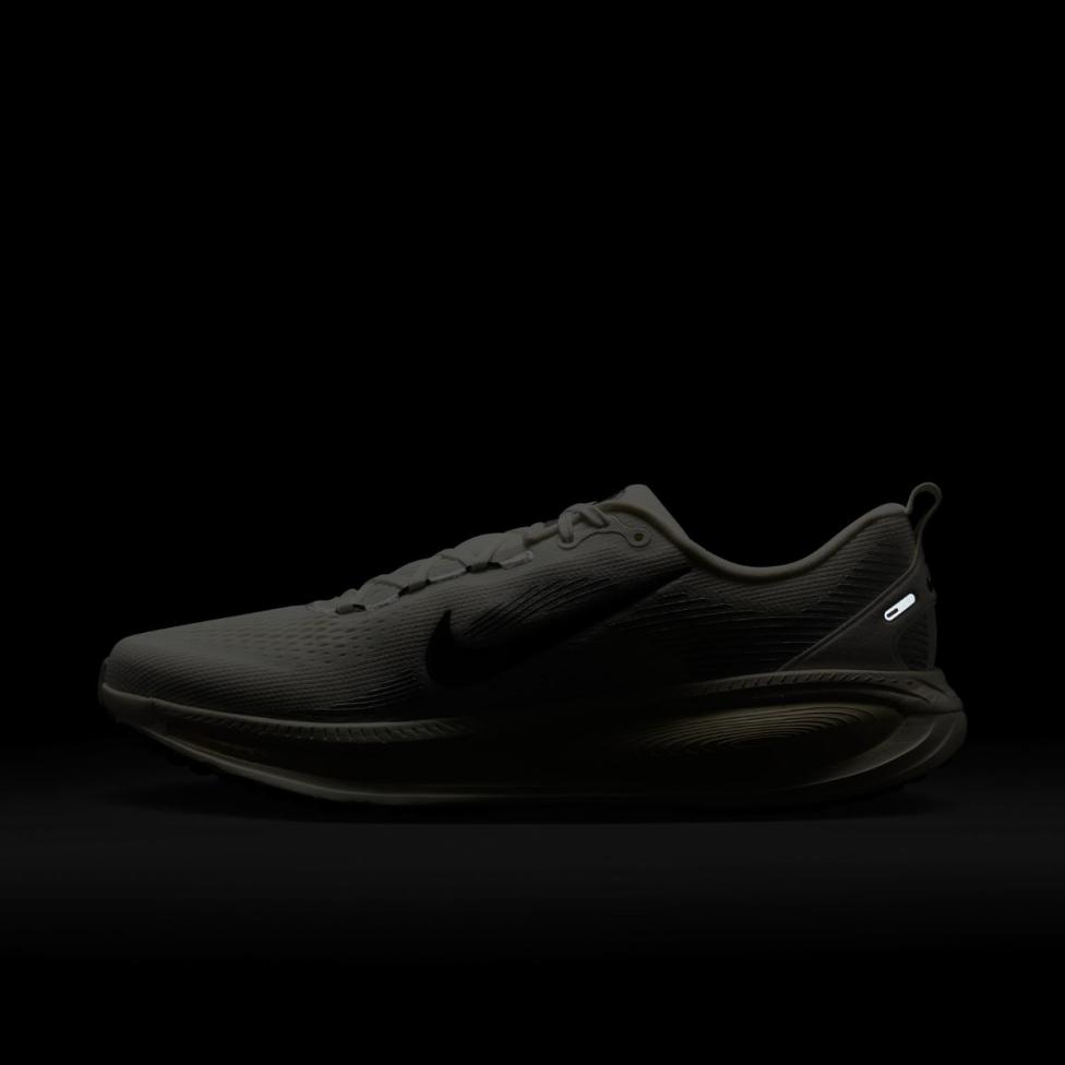 Чоловічі кросівки NIKE VOMERO 18 COCONUT MILK HM6803-101_image_11