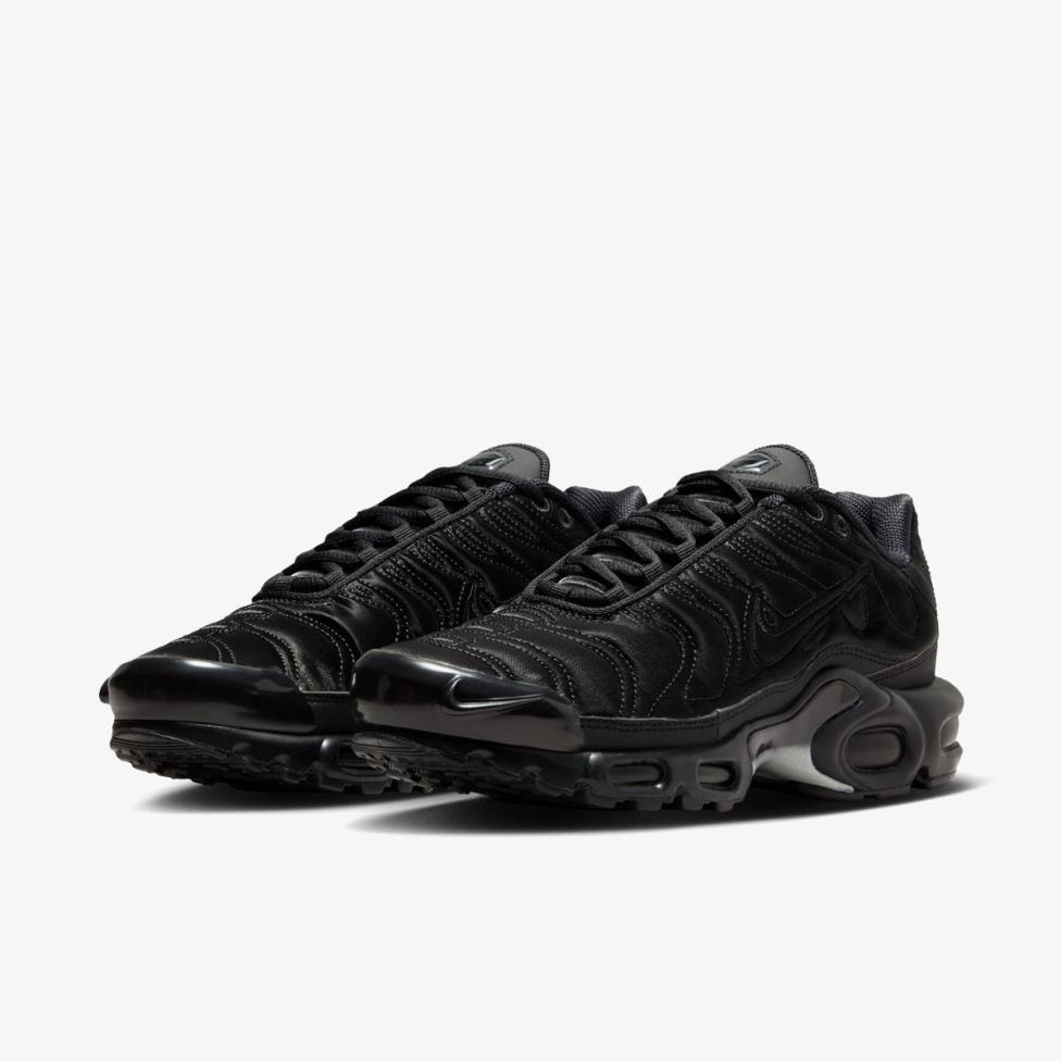 Женские кроссовки NIKE AIR MAX PLUS FV1169-001_image_5