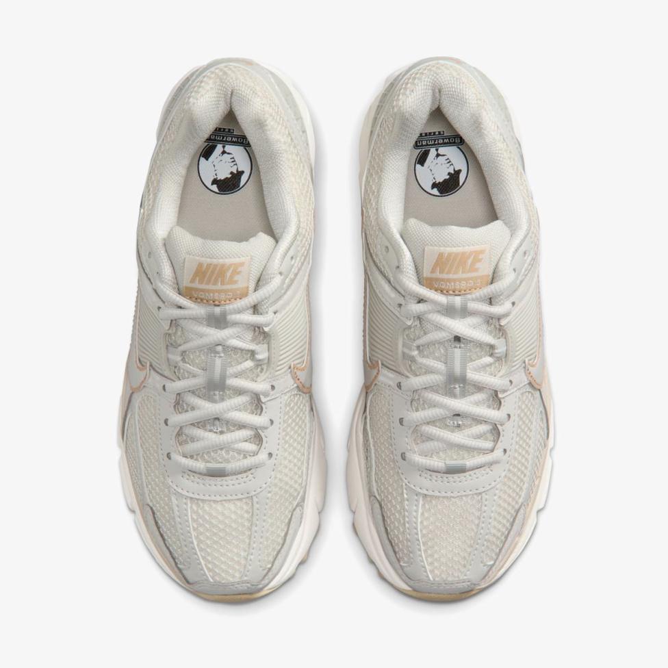 Женские кроссовки NIKE ZOOM VOMERO 5 IB8929-003_image_4