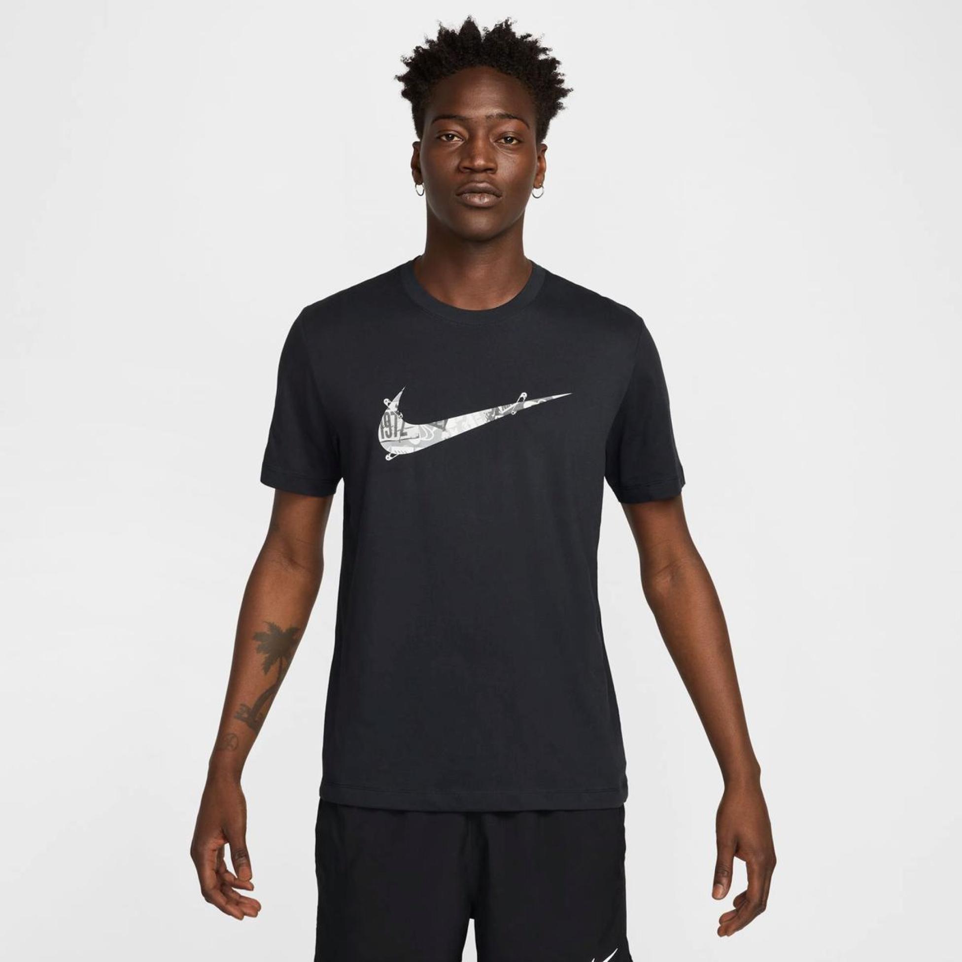 Чоловіча футболка NIKE DRI-FIT RUNNING ENERGY HJ3658-010_image_44