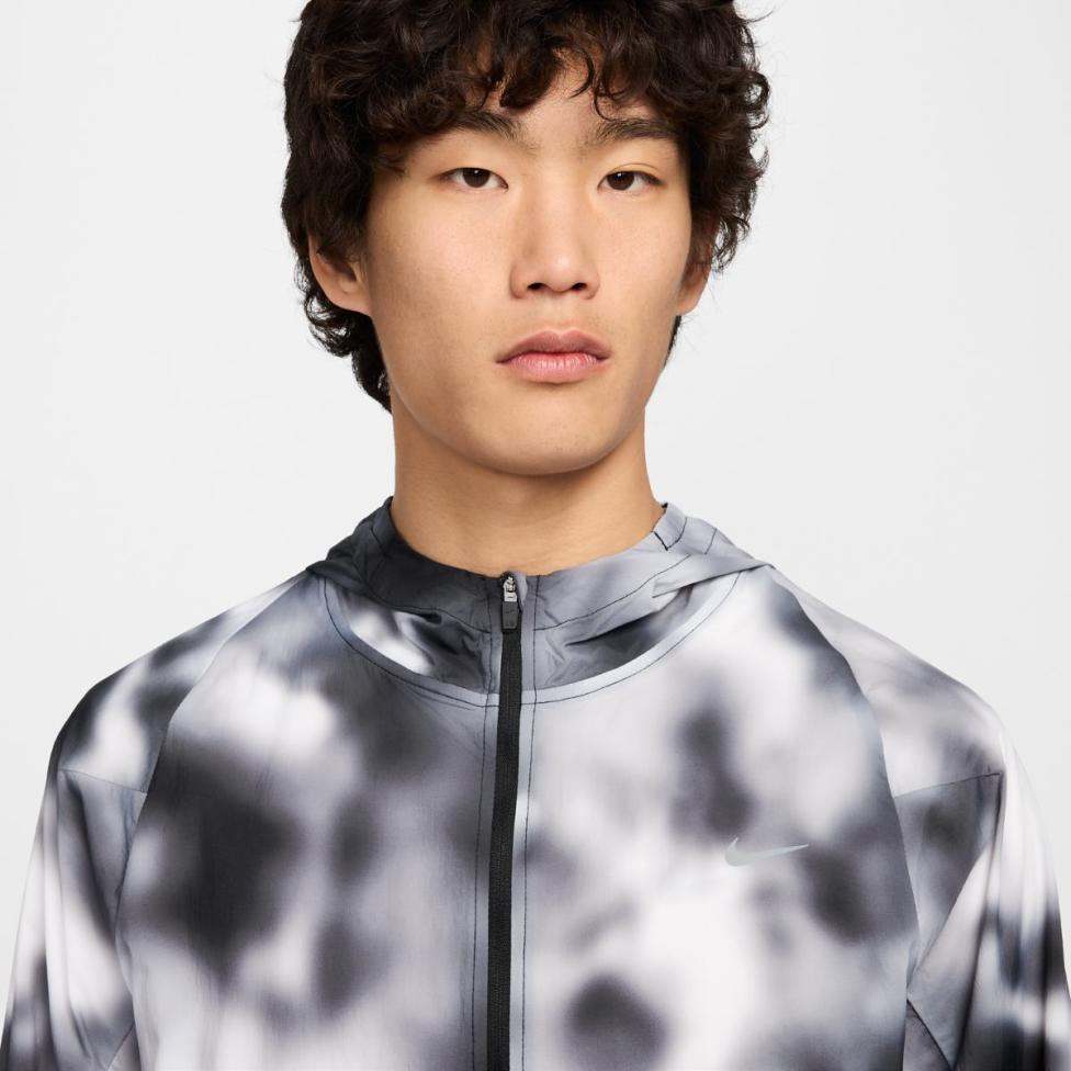 Мужская ветровка NIKE M NK UV RUN DIV AOP JKT HJ4142-010_image_3