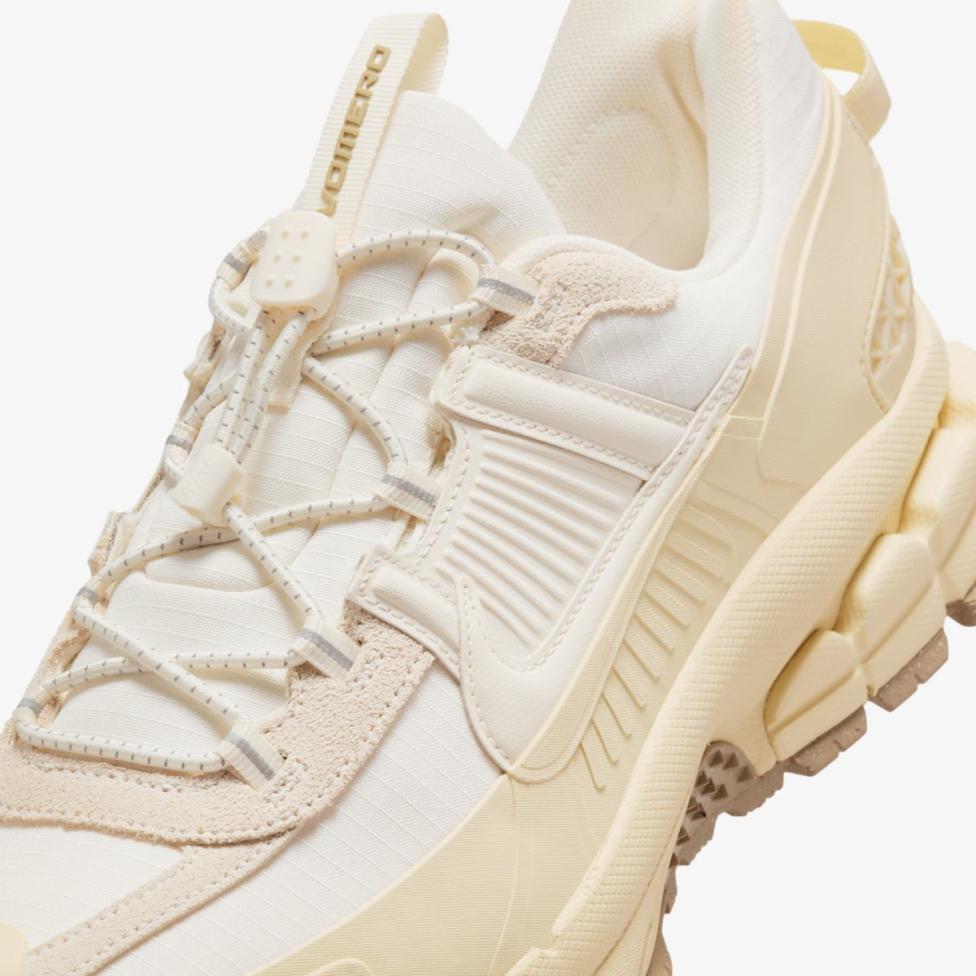 Мужские кроссовки NIKE ZOOM VOMERO ROAM FV2295-101_image_7