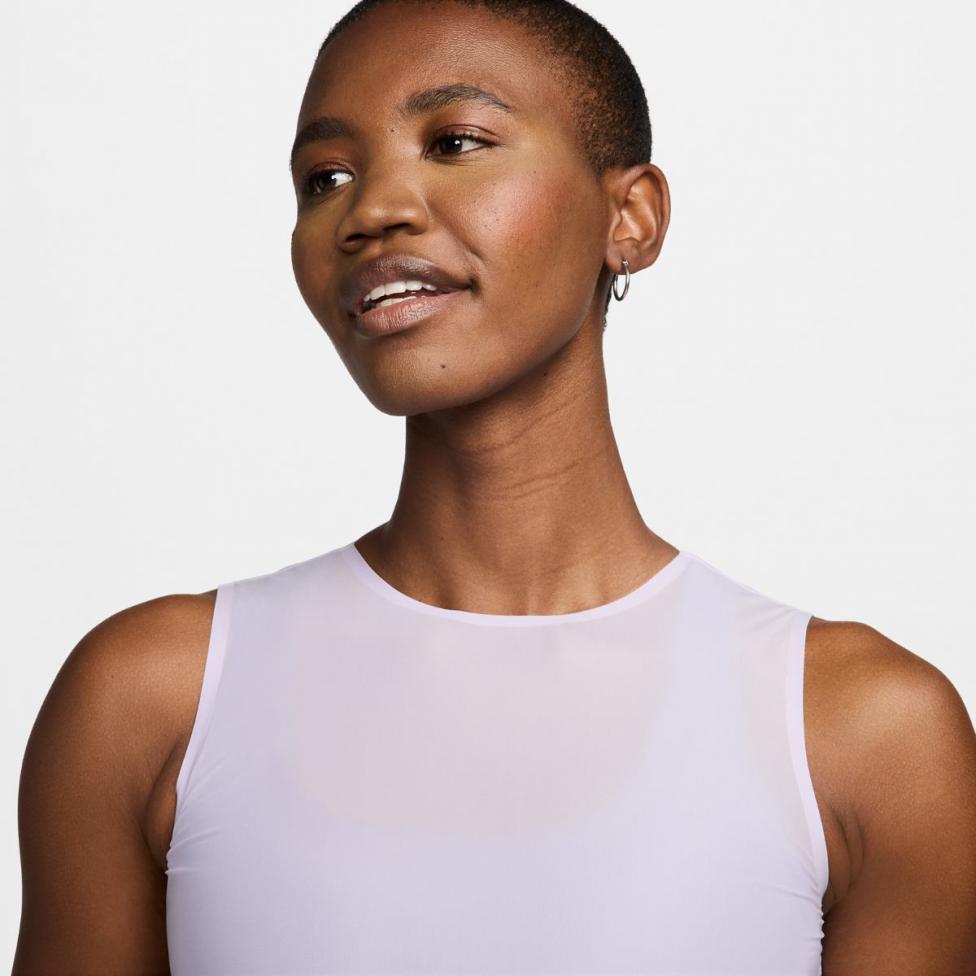 Женская майка NIKE W FM Dri-FIT TANK SHEER FN3069-512_image_3
